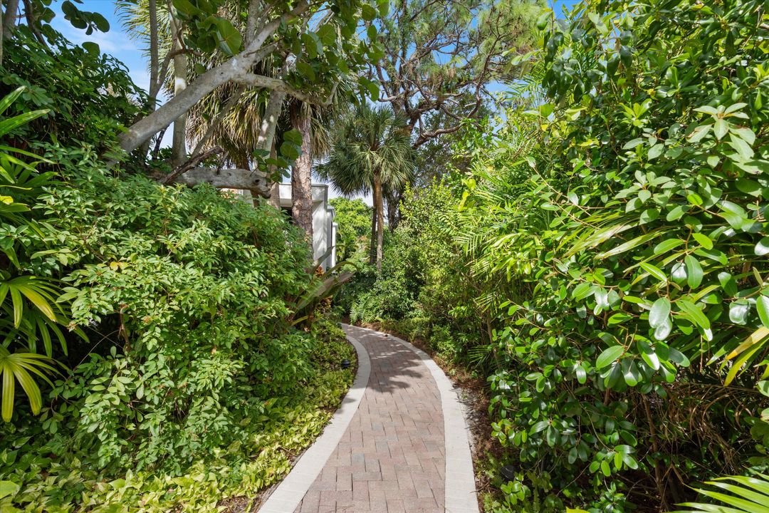 На продажу: $2,748,000 (4 спален, 3 ванн, 3954 Квадратных фут)