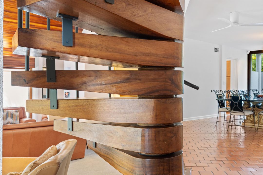 На продажу: $2,748,000 (4 спален, 3 ванн, 3954 Квадратных фут)