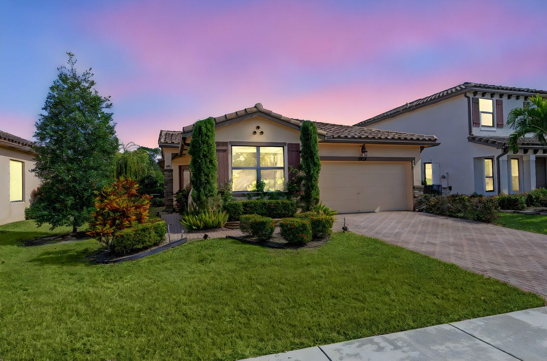 待售: $599,000 (3 贝兹, 2 浴室, 1772 平方英尺)