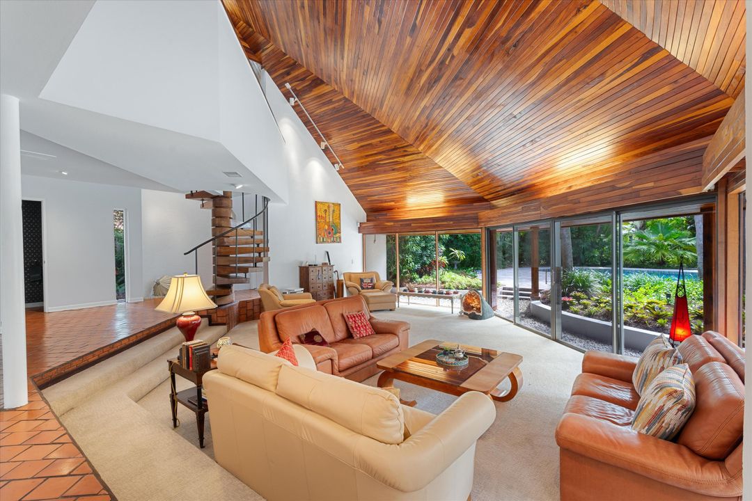 На продажу: $2,748,000 (4 спален, 3 ванн, 3954 Квадратных фут)