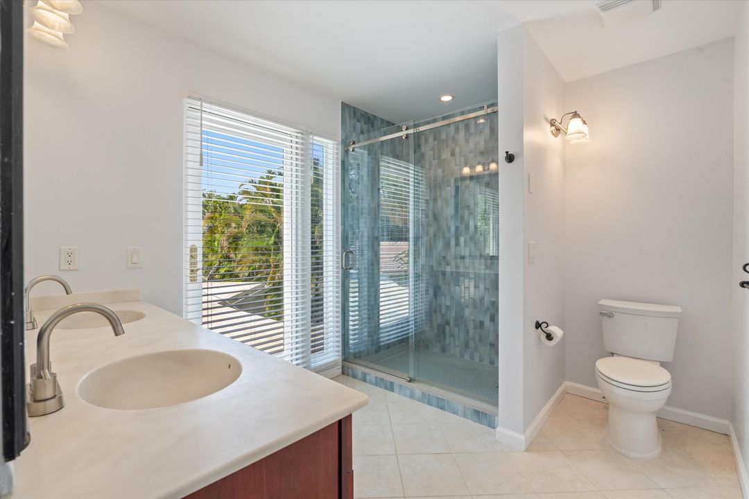 На продажу: $2,748,000 (4 спален, 3 ванн, 3954 Квадратных фут)