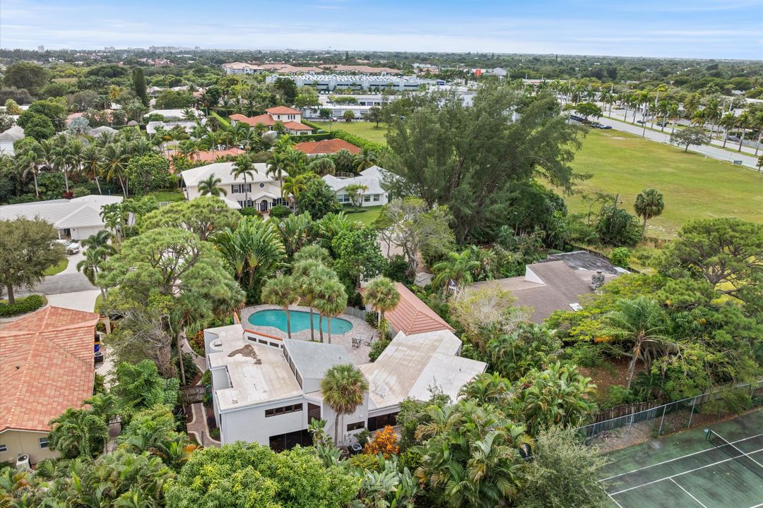 На продажу: $2,748,000 (4 спален, 3 ванн, 3954 Квадратных фут)