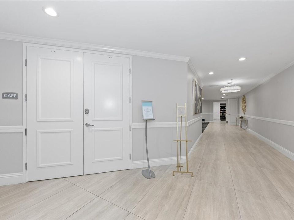 合同活跃: $2,299 (2 贝兹, 2 浴室, 1131 平方英尺)