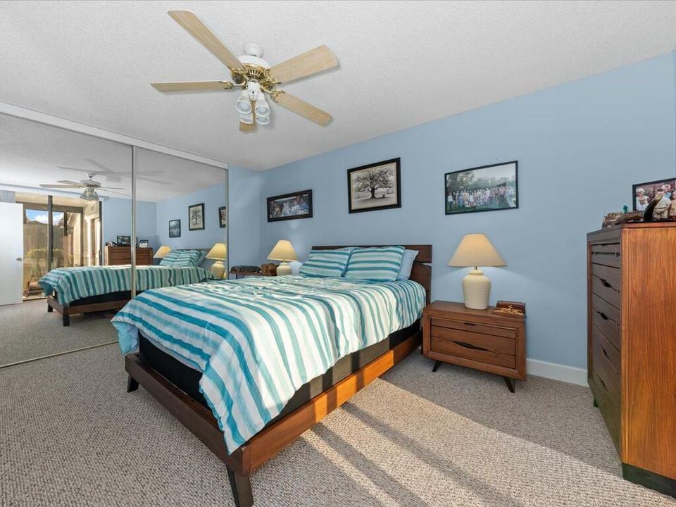 合同活跃: $2,299 (2 贝兹, 2 浴室, 1131 平方英尺)