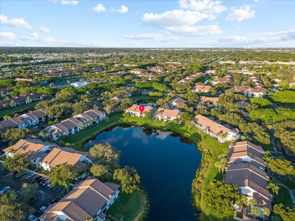 合同活跃: $2,299 (2 贝兹, 2 浴室, 1131 平方英尺)