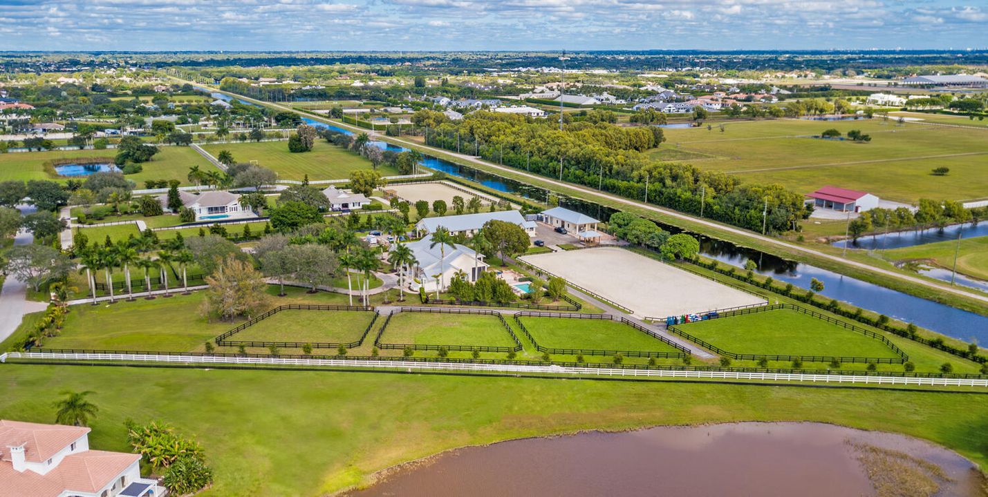 出租: $3,100 (2 贝兹, 2 浴室, 4453 平方英尺)