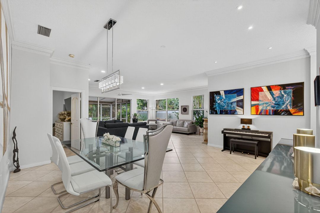 For Sale: $769,000 (3 beds, 2 baths, 1974 Square Feet)