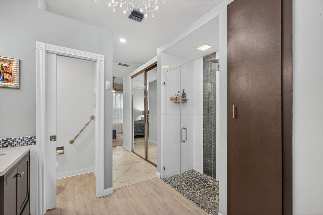 For Sale: $769,000 (3 beds, 2 baths, 1974 Square Feet)