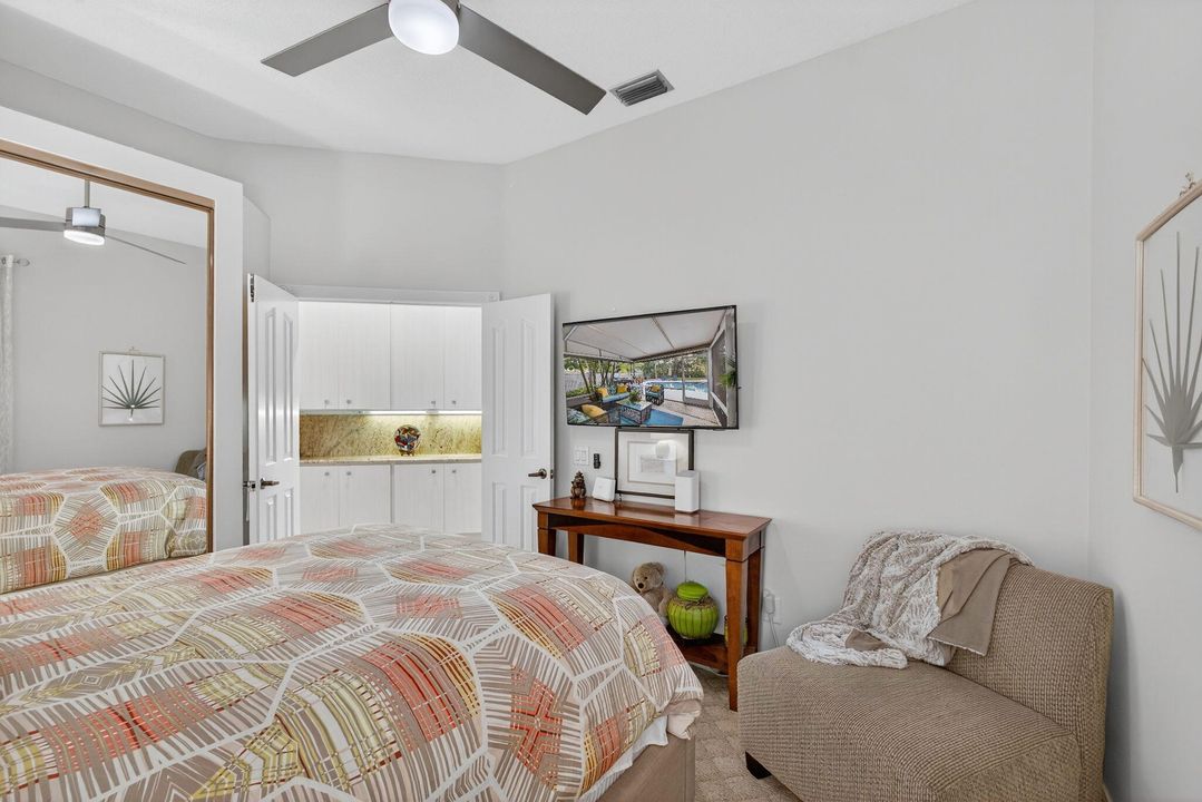 For Sale: $769,000 (3 beds, 2 baths, 1974 Square Feet)