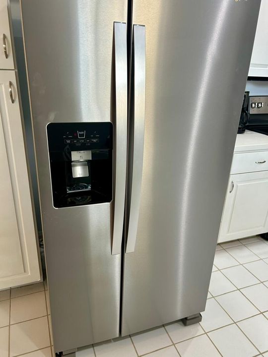 En Renta: $3,800 (2 camas, 2 baños, 1900 Pies cuadrados)