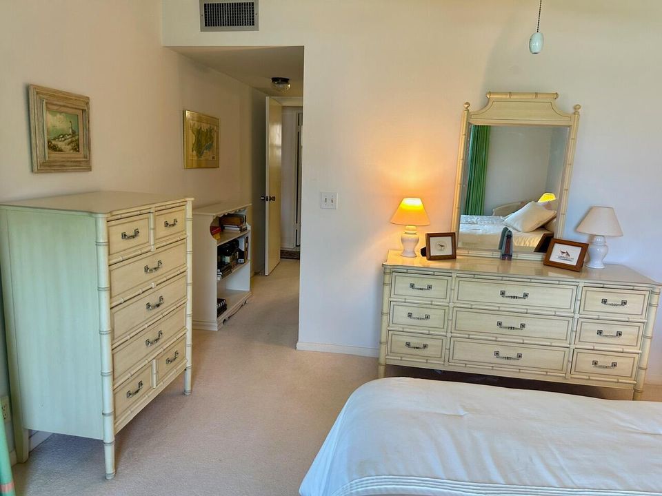 En Renta: $3,800 (2 camas, 2 baños, 1900 Pies cuadrados)