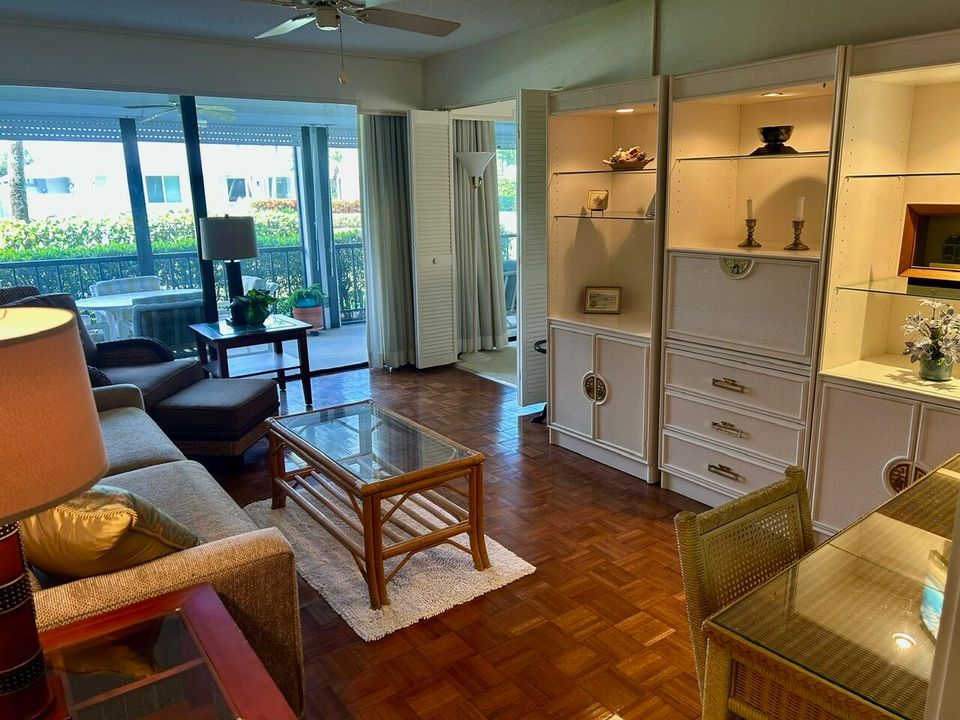 En Renta: $3,800 (2 camas, 2 baños, 1900 Pies cuadrados)