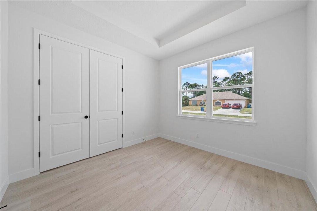 En Venta: $464,900 (4 camas, 2 baños, 2061 Pies cuadrados)