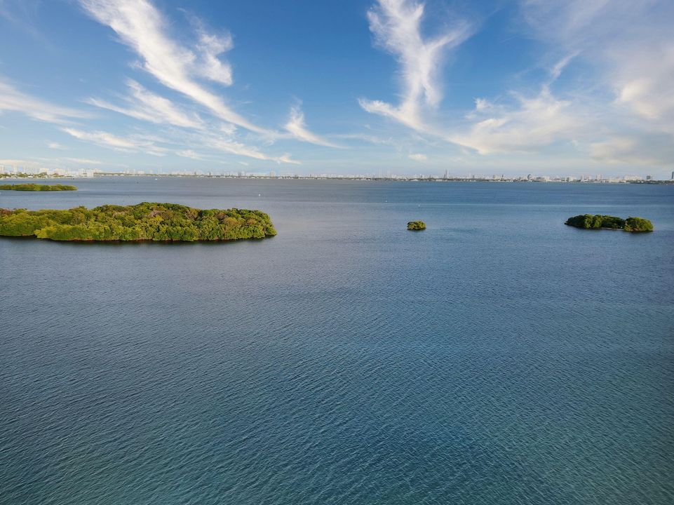 En Venta: $389,000 (2 camas, 1 baños, 926 Pies cuadrados)