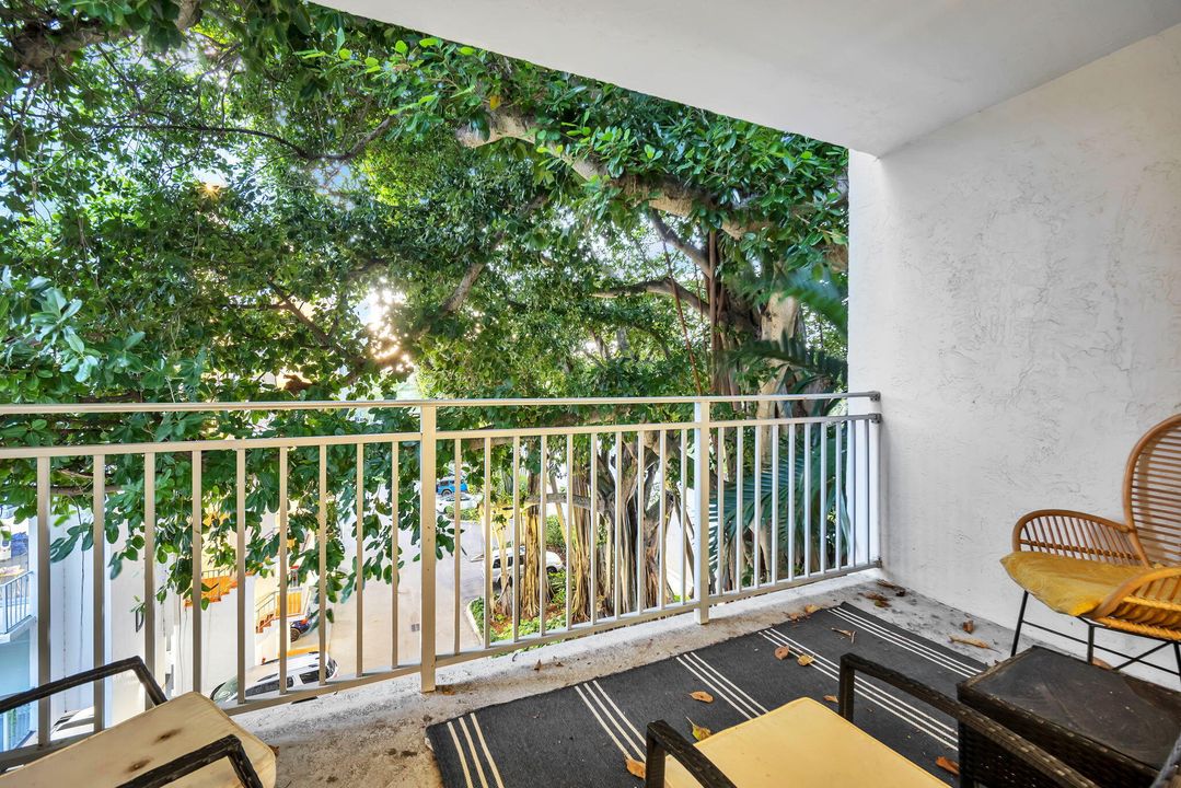 En Venta: $389,000 (2 camas, 1 baños, 926 Pies cuadrados)