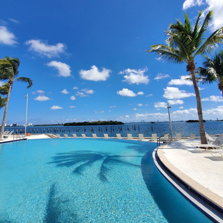 En Venta: $389,000 (2 camas, 1 baños, 926 Pies cuadrados)