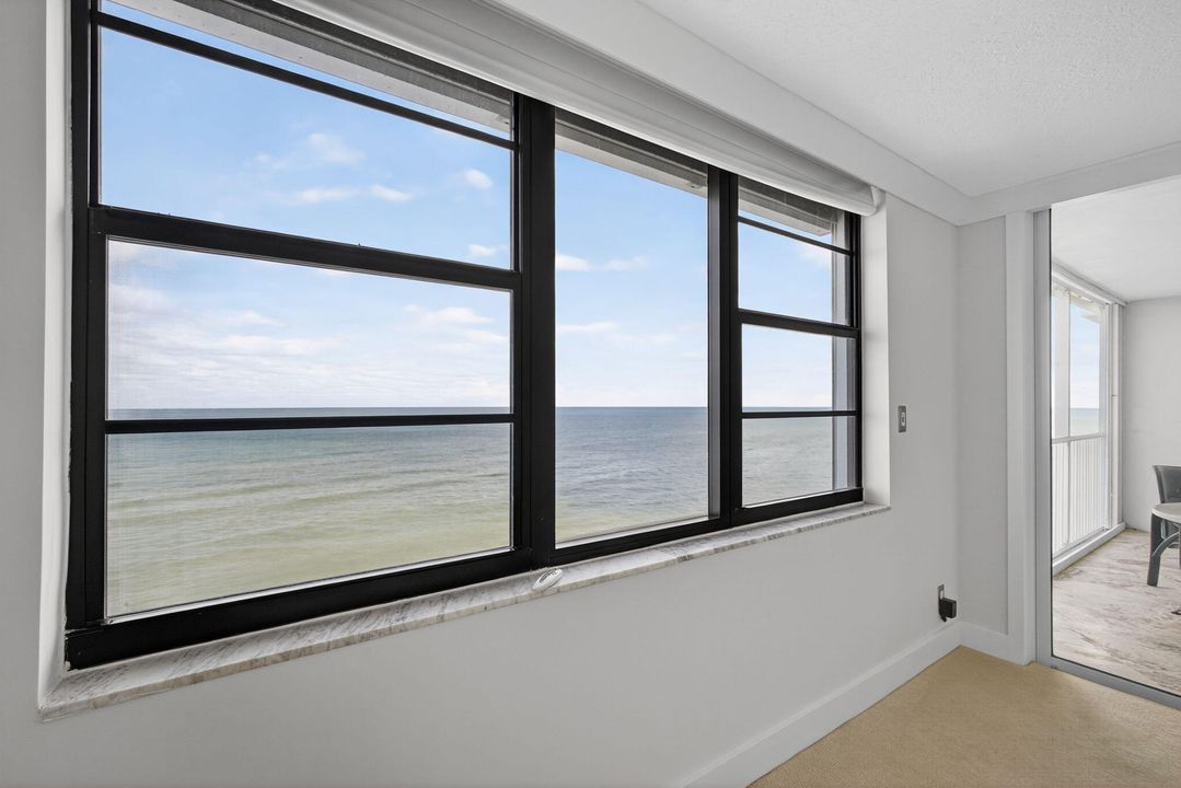 待售: $879,000 (2 贝兹, 2 浴室, 1295 平方英尺)