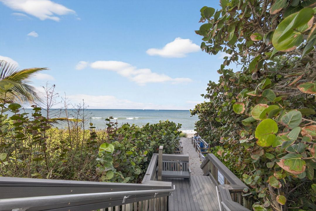 待售: $879,000 (2 贝兹, 2 浴室, 1295 平方英尺)