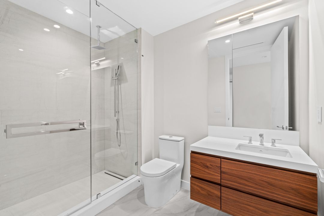 For Sale: $7,087,000 (3 beds, 3 baths, 4265 Square Feet)