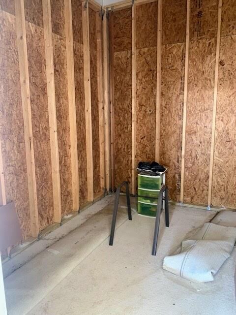 For Sale: $57,000 (2 beds, 1 baths, 742 Square Feet)