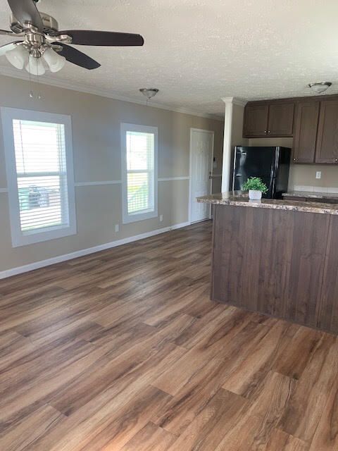 For Sale: $57,000 (2 beds, 1 baths, 742 Square Feet)