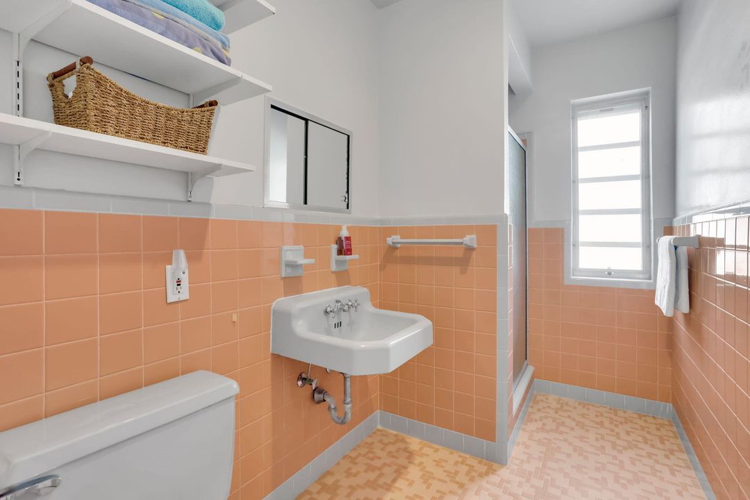 En Venta: $425,525 (2 camas, 2 baños, 1425 Pies cuadrados)