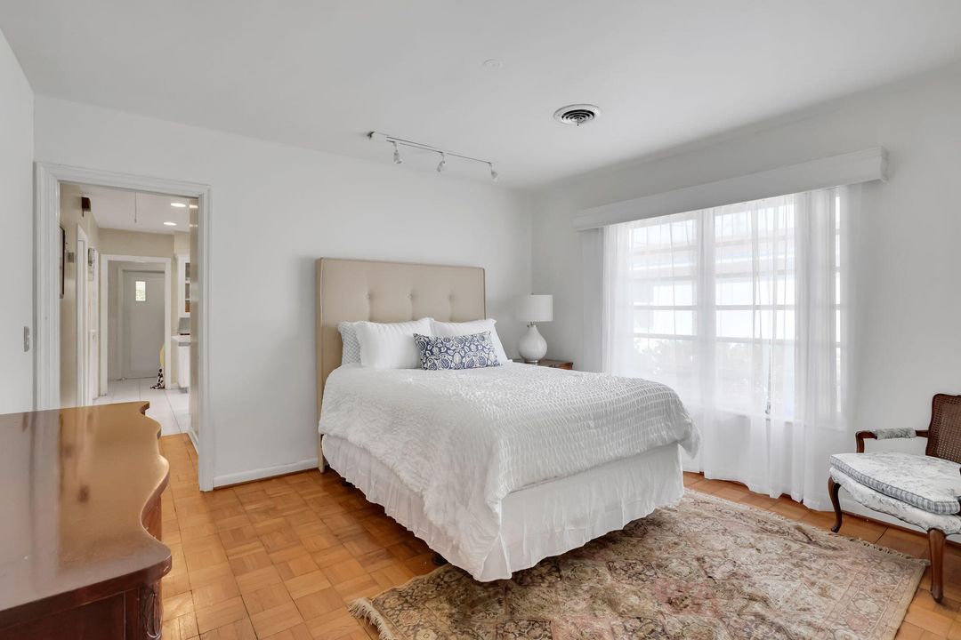 En Venta: $425,525 (2 camas, 2 baños, 1425 Pies cuadrados)