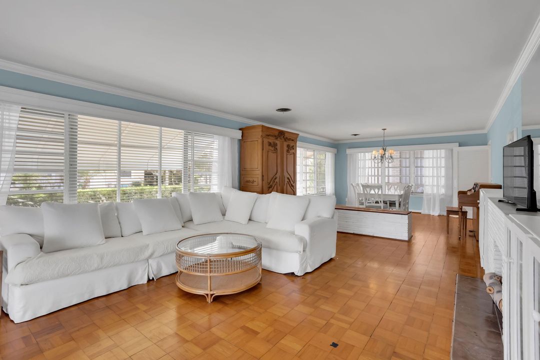 En Venta: $425,525 (2 camas, 2 baños, 1425 Pies cuadrados)