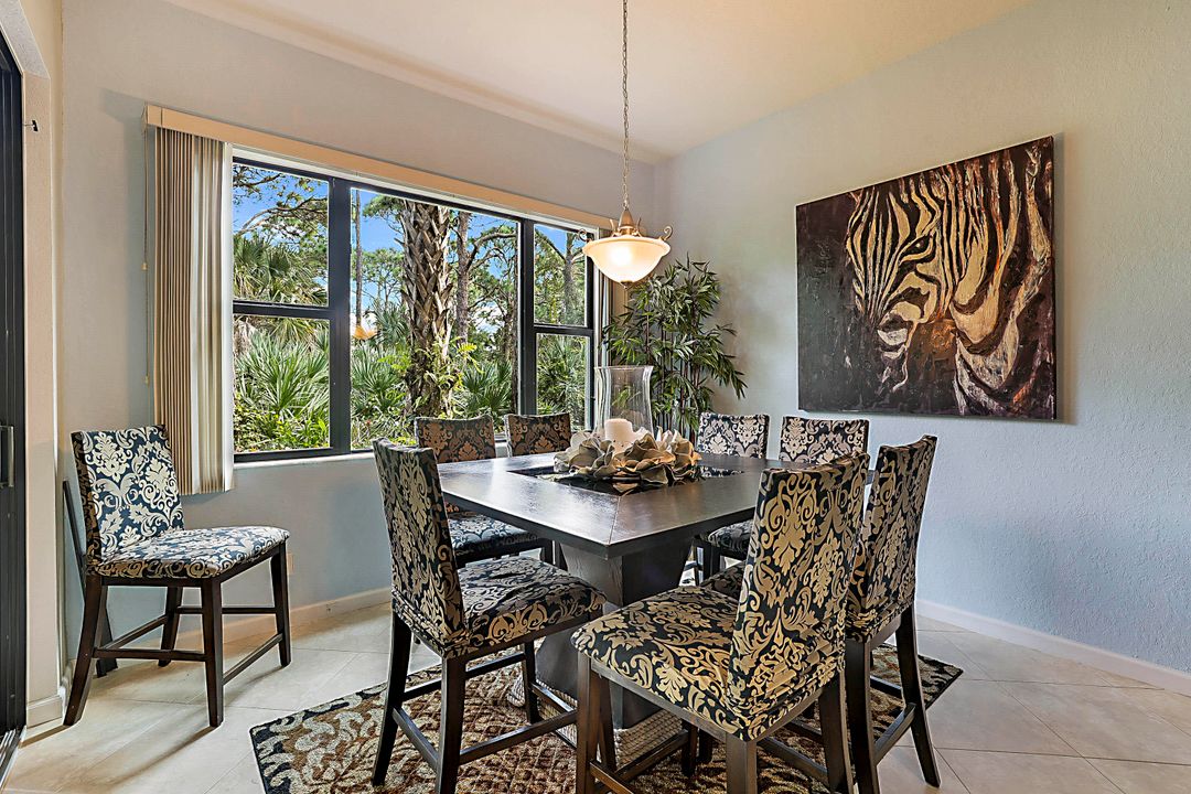 En Venta: $425,000 (3 camas, 2 baños, 2031 Pies cuadrados)