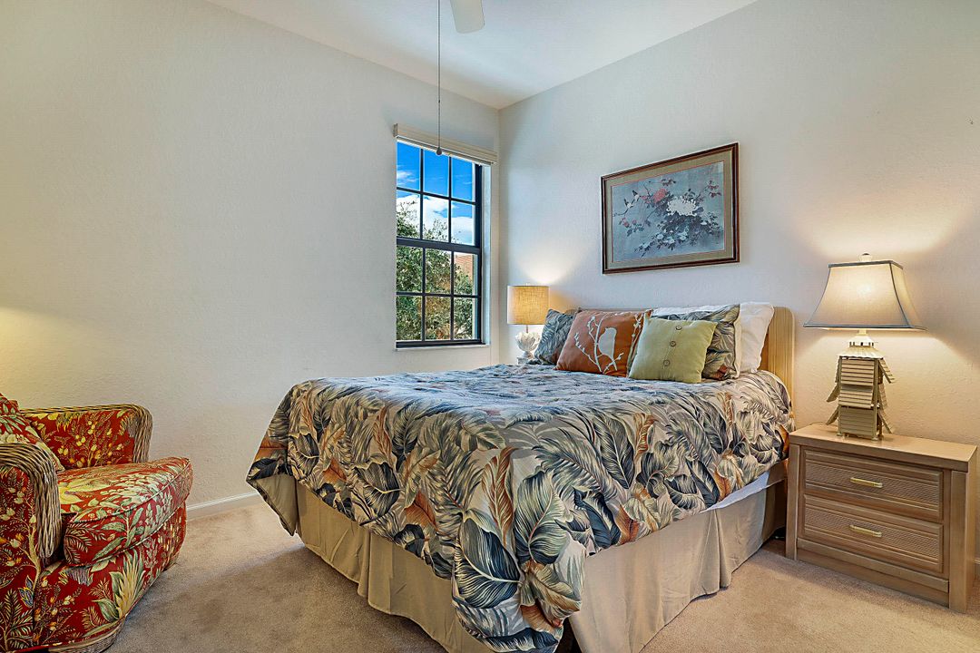 En Venta: $425,000 (3 camas, 2 baños, 2031 Pies cuadrados)