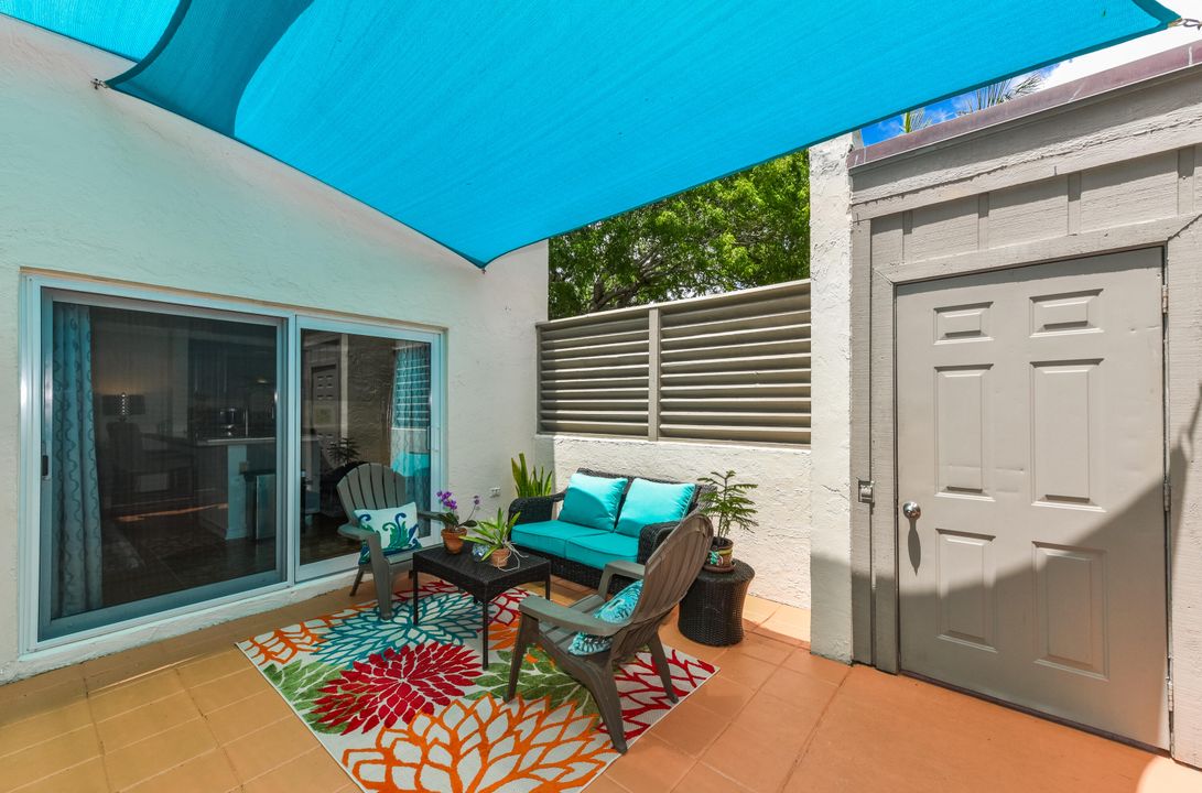 На продажу: $329,000 (1 спален, 1 ванн, 740 Квадратных фут)