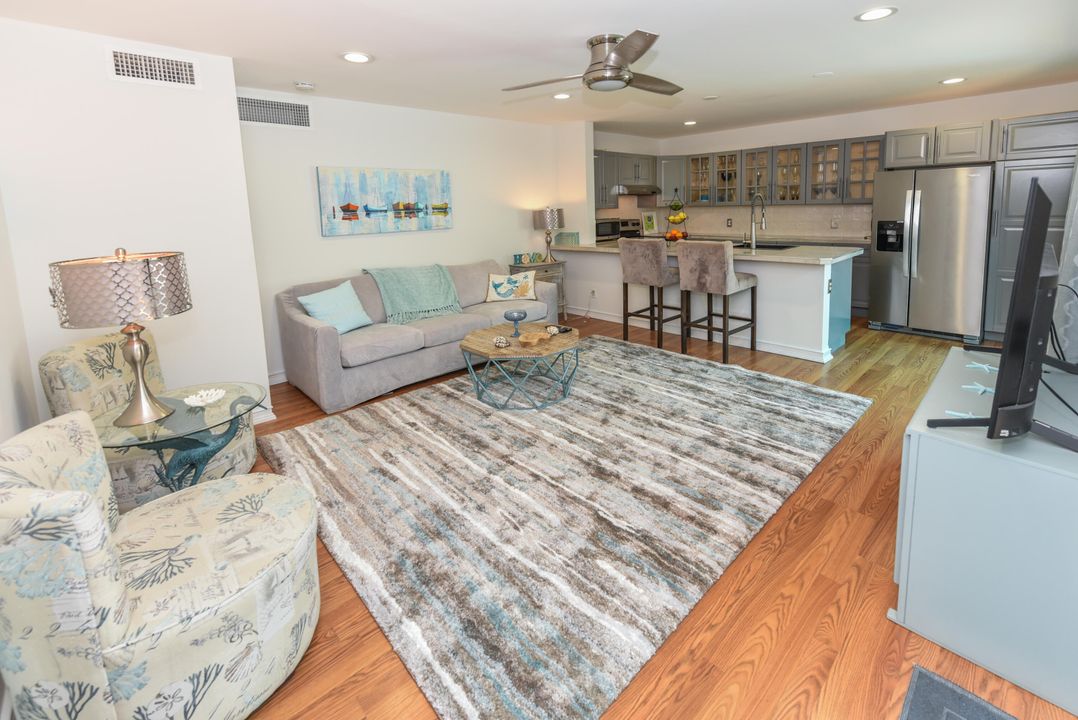 На продажу: $329,000 (1 спален, 1 ванн, 740 Квадратных фут)