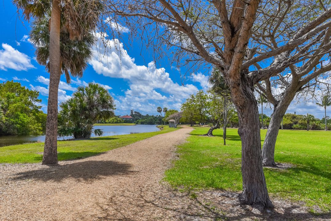 На продажу: $329,000 (1 спален, 1 ванн, 740 Квадратных фут)