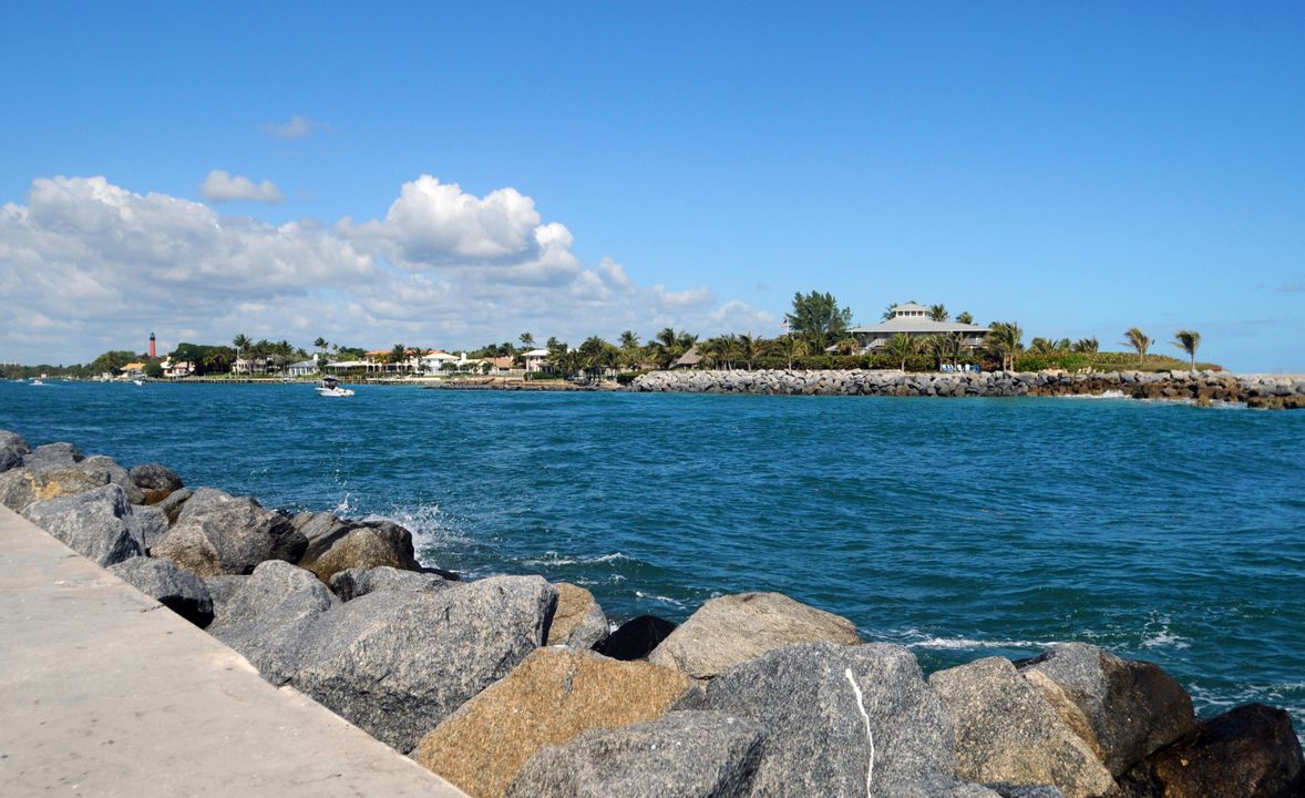 На продажу: $329,000 (1 спален, 1 ванн, 740 Квадратных фут)