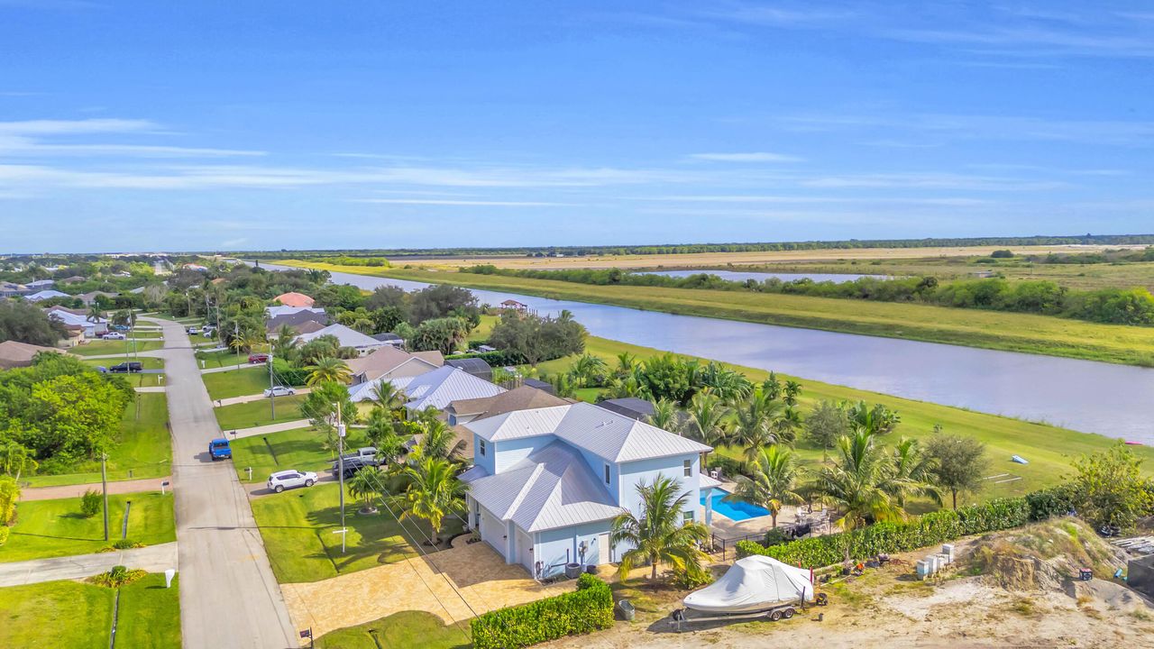 На продажу: $685,000 (4 спален, 3 ванн, 2629 Квадратных фут)