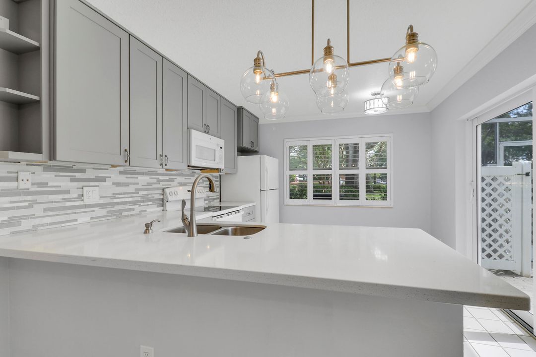 En Venta: $348,995 (2 camas, 2 baños, 1362 Pies cuadrados)