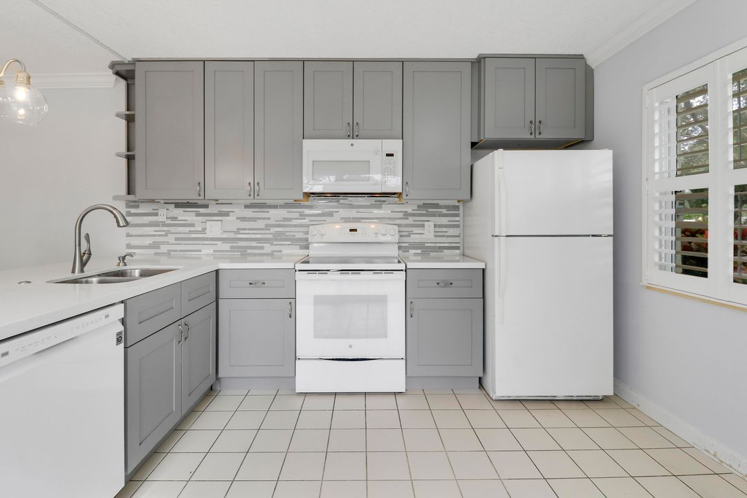 En Venta: $348,995 (2 camas, 2 baños, 1362 Pies cuadrados)