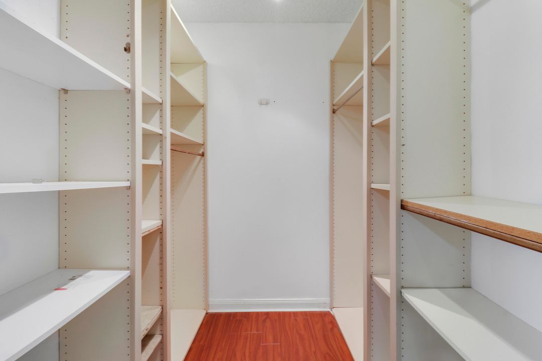 En Venta: $348,995 (2 camas, 2 baños, 1362 Pies cuadrados)