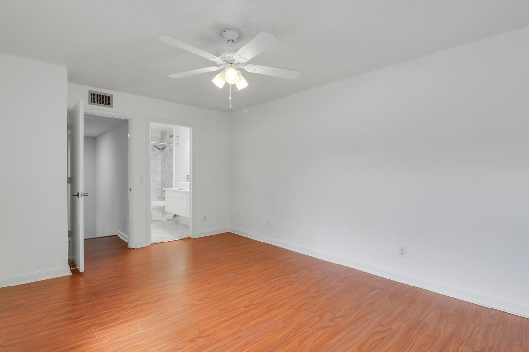 En Venta: $348,995 (2 camas, 2 baños, 1362 Pies cuadrados)