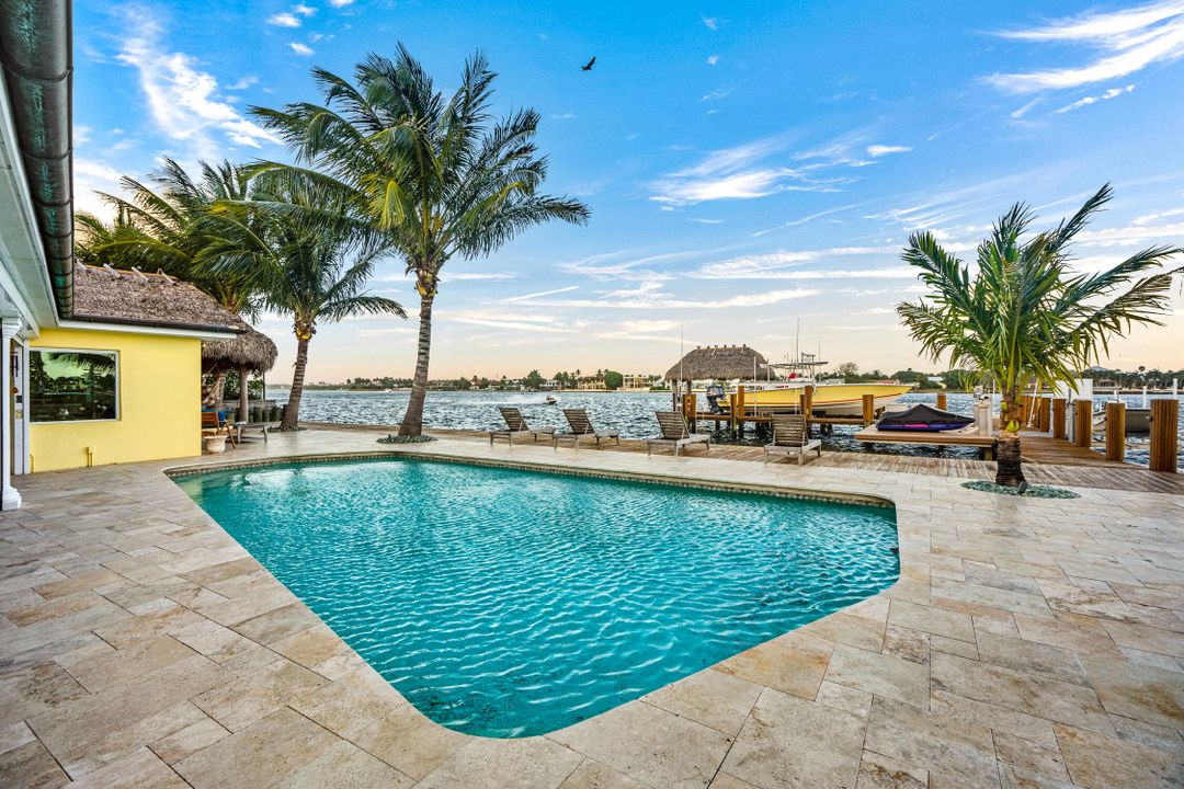 For Rent: $10,000 (3 beds, 2 baths, 1513 Square Feet)