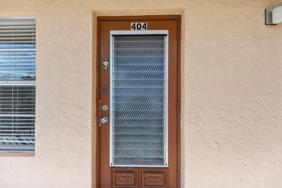 На продажу: $140,000 (1 спален, 2 ванн, 925 Квадратных фут)