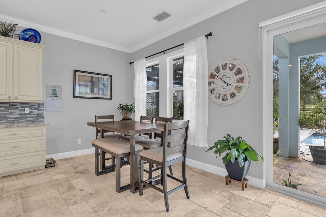 На продажу: $685,000 (4 спален, 3 ванн, 2629 Квадратных фут)