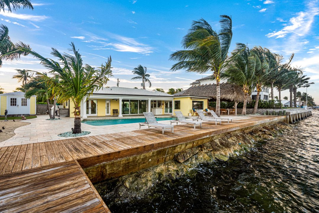 For Rent: $10,000 (3 beds, 2 baths, 1513 Square Feet)