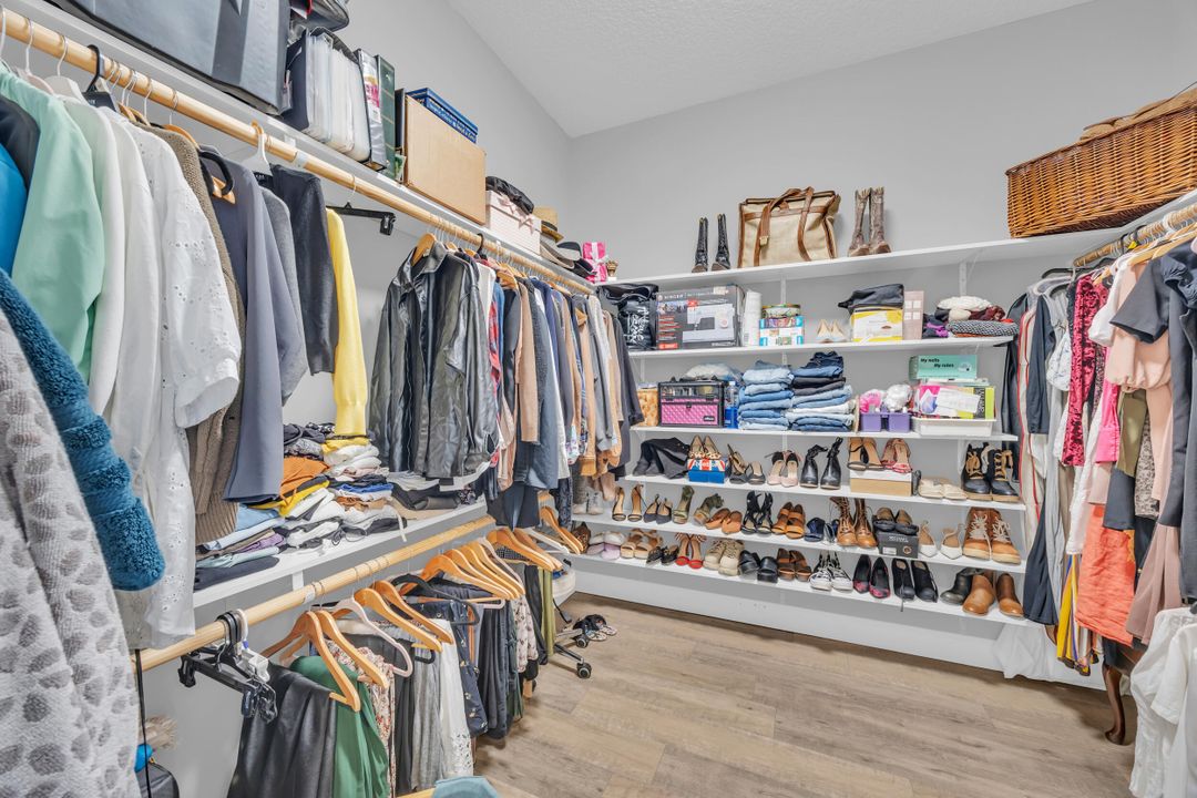 На продажу: $685,000 (4 спален, 3 ванн, 2629 Квадратных фут)