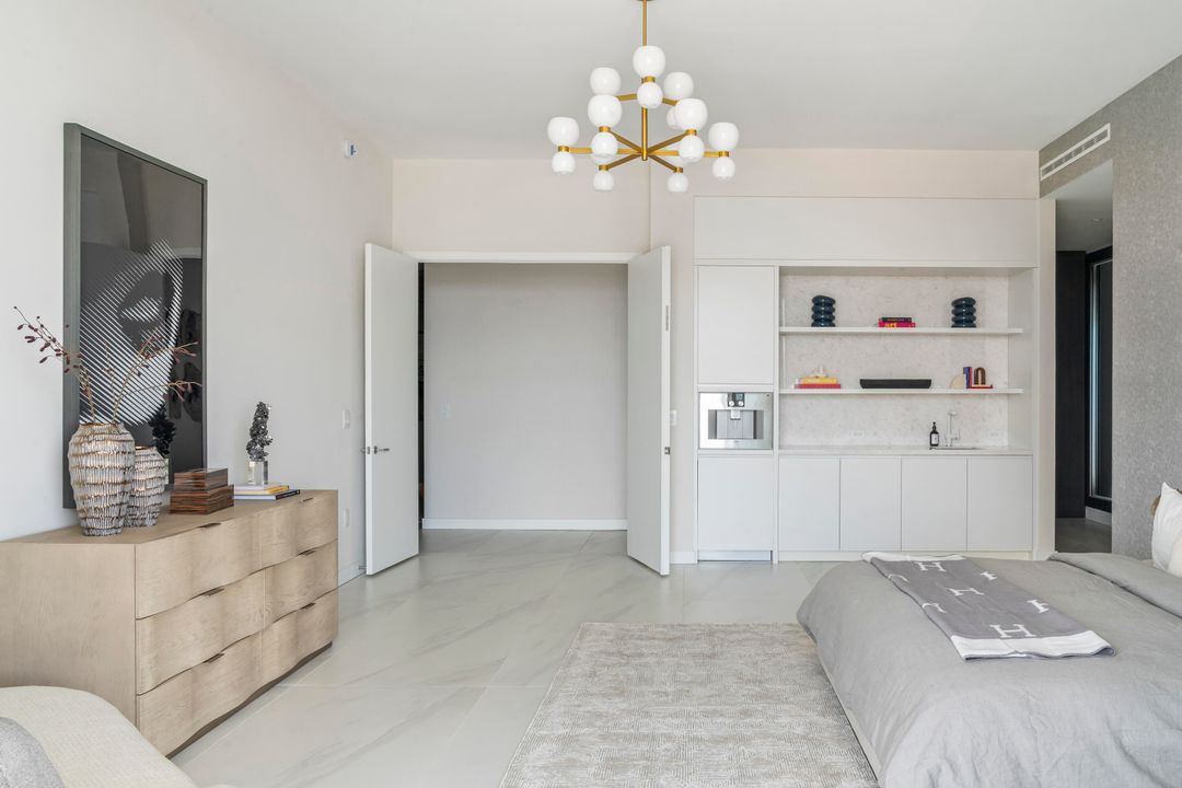 For Sale: $7,400,000 (3 beds, 3 baths, 4350 Square Feet)