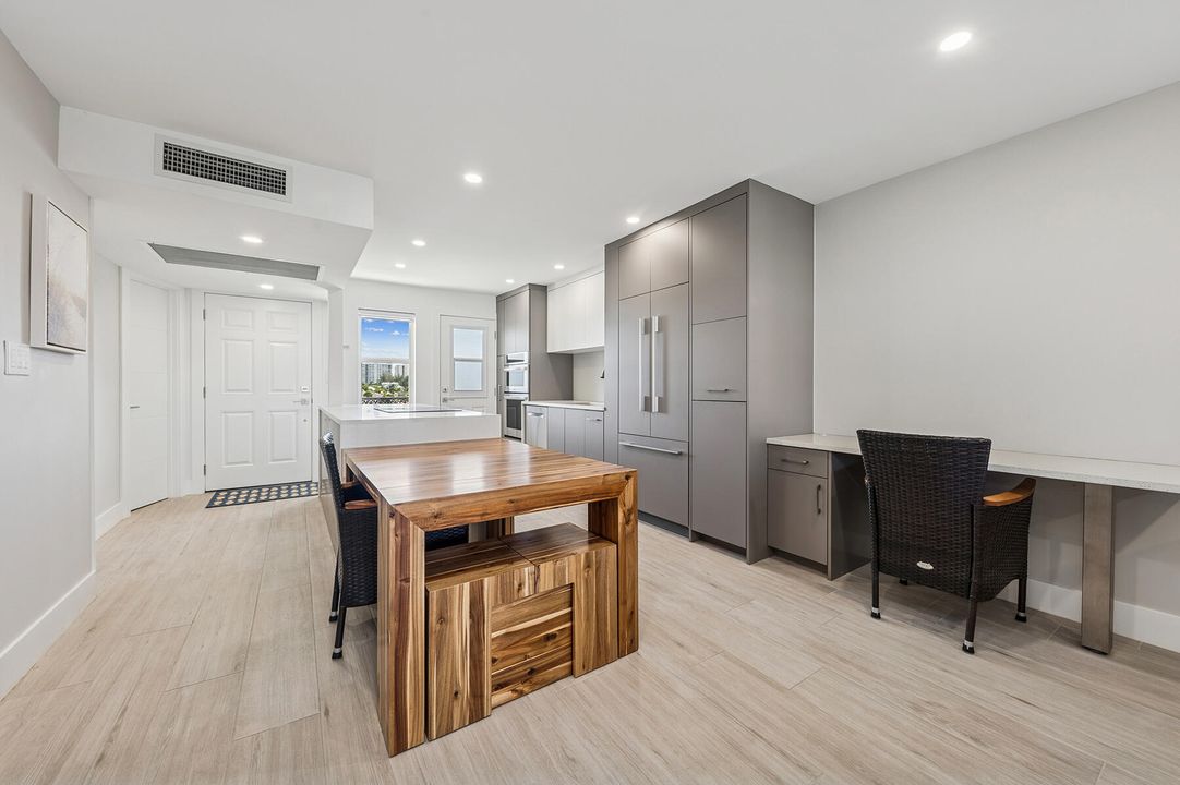 На продажу: $419,900 (1 спален, 1 ванн, 802 Квадратных фут)