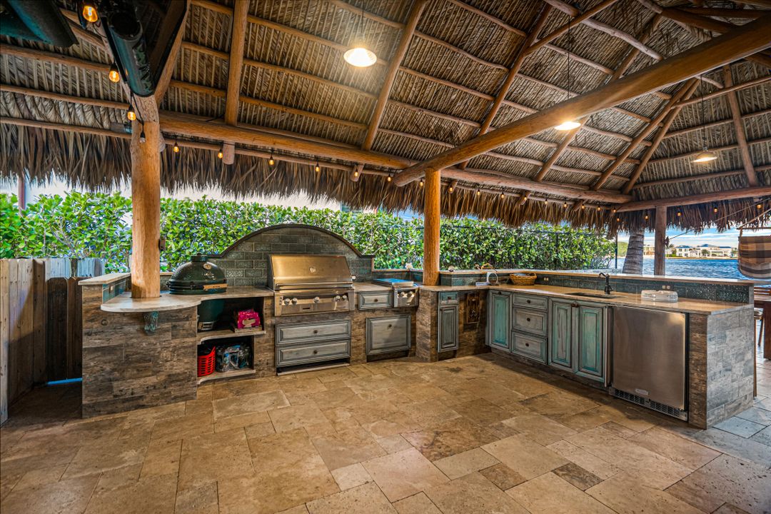 For Rent: $10,000 (3 beds, 2 baths, 1513 Square Feet)