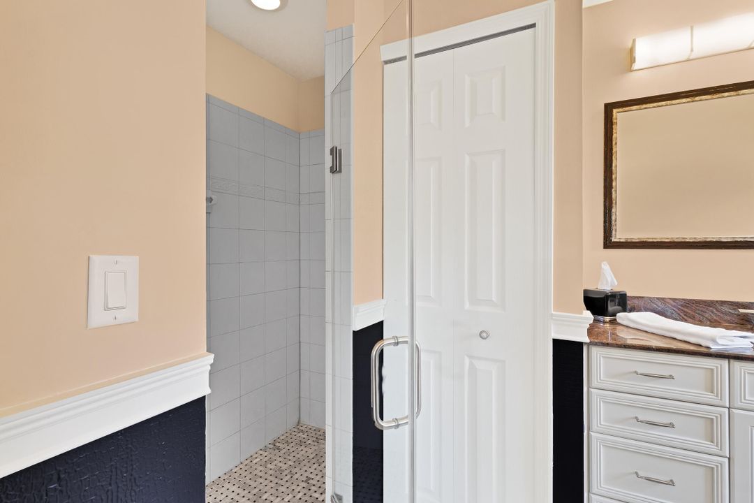 For Sale: $350,000 (3 beds, 2 baths, 1330 Square Feet)