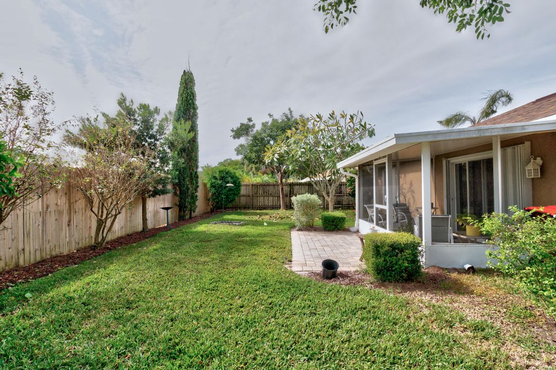 For Sale: $350,000 (3 beds, 2 baths, 1330 Square Feet)