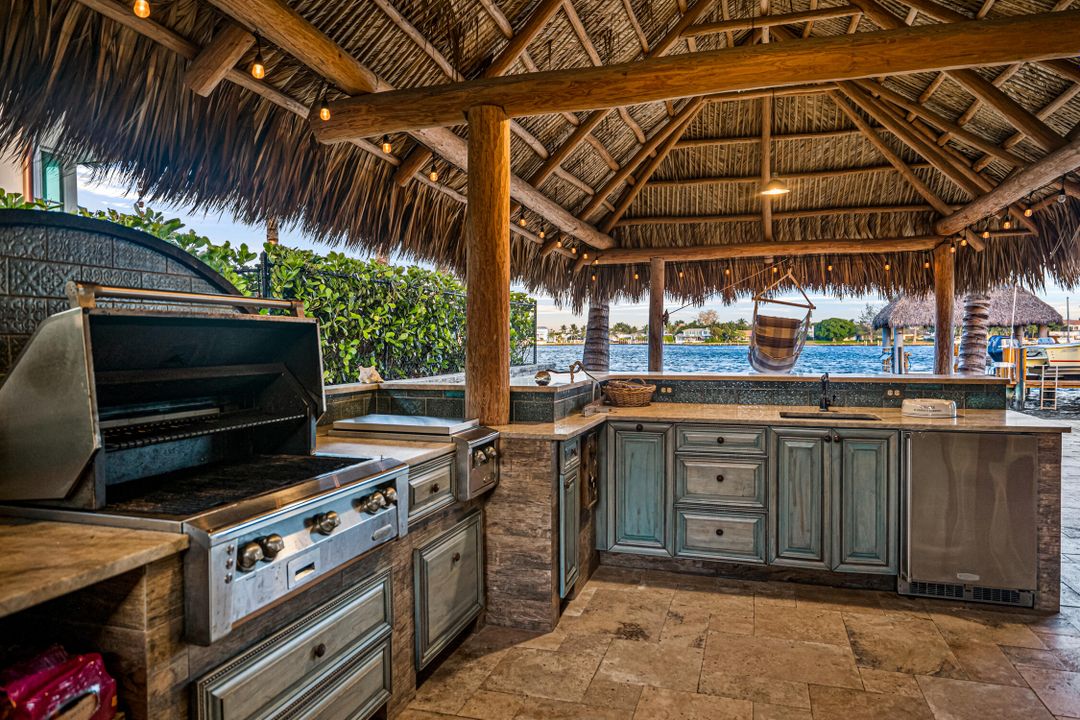 For Rent: $10,000 (3 beds, 2 baths, 1513 Square Feet)